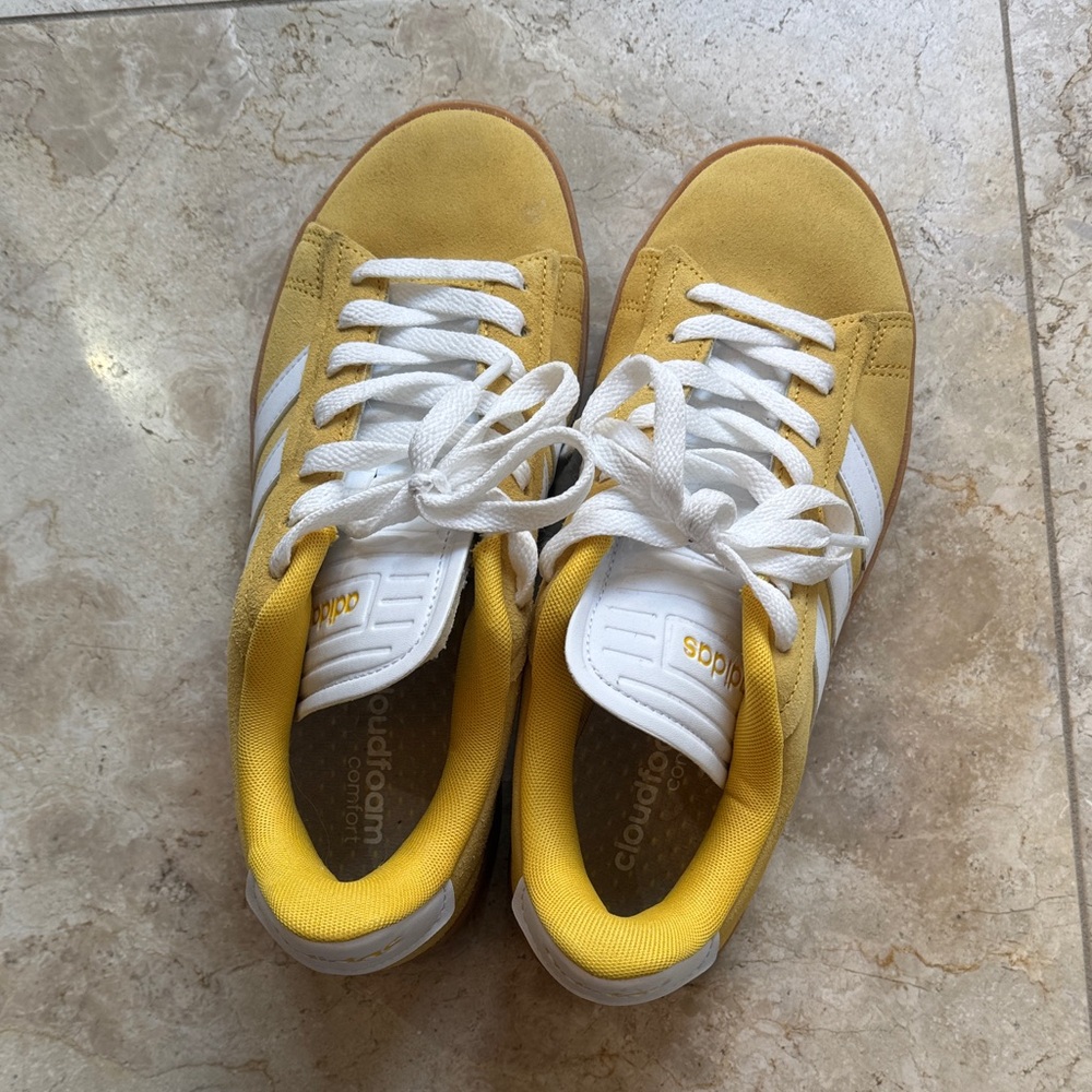 Adidas Cloudfoam Yellow and White Shoes